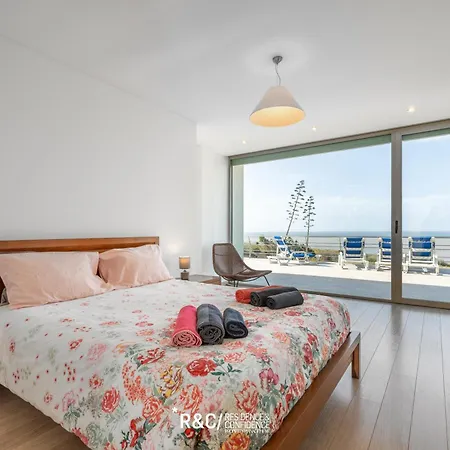 Casa Areias - Surf, Golf And A Wonderful Sea View *