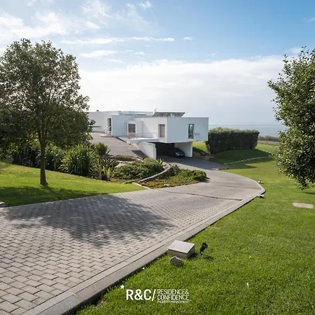 Vila Casa Areias - Surf, Golf And A Wonderful Sea View *
